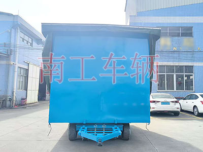 1765849358208641.jpg 牵引雨篷平板拖车5I.jpg